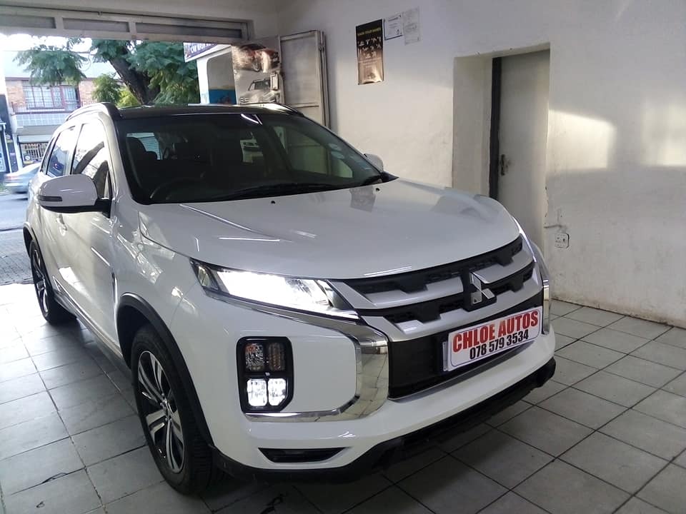 2021 Mitsubishi ASX 2.0Auto white color Panaromic Sunroof  Reverse Camera  Service Book  Spare Key