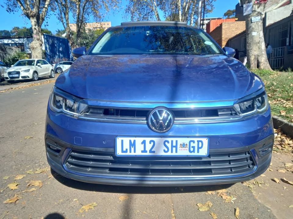 2023 VW Polo 9 Tsi 1.0 Comfortline, Dsg Automatic, Blue, 10000kms, Sunroof Spare key.
