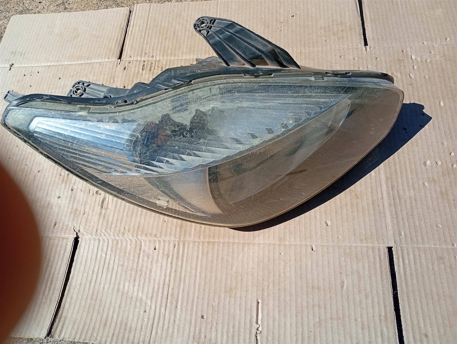 Ford Figo 2010-2013 headlights - Private Seller