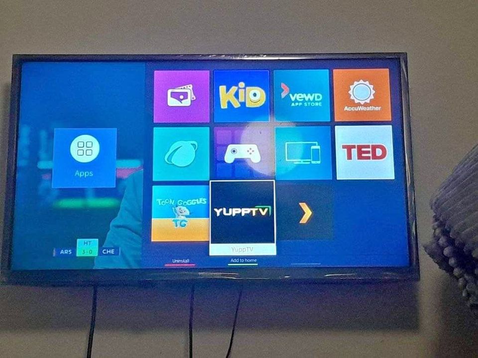 58inch hisence (smart)