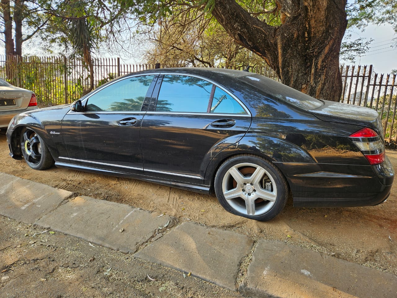 Mercedes Benz AMG S63 W221 used spares used parts for sale