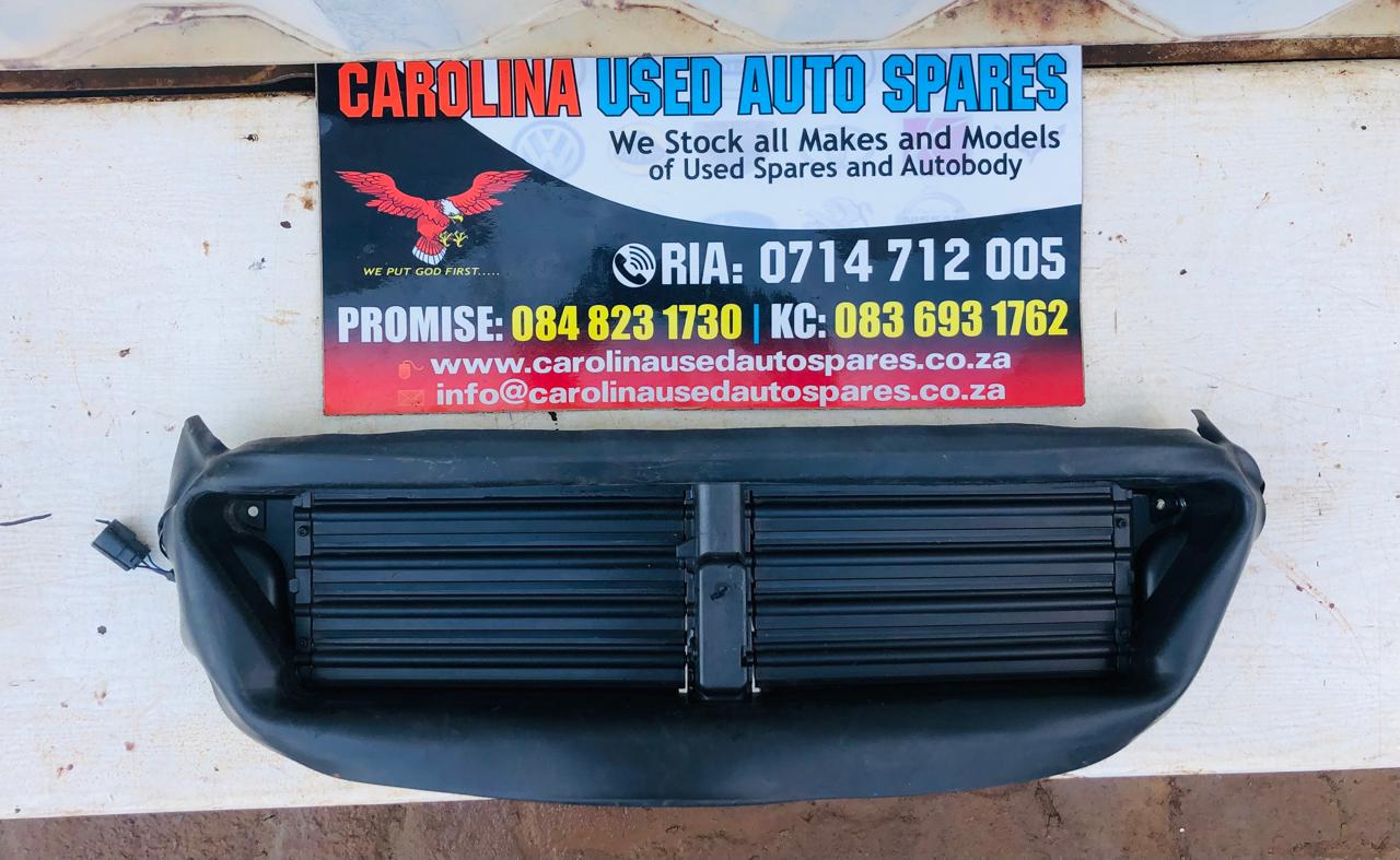 Volvo V40 action intake air flap - Private Seller Volvo V40 action intake air flap - Private Seller