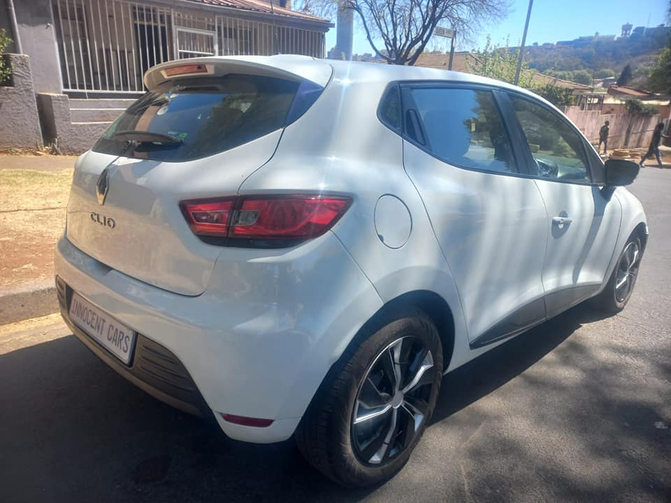 2017 RENAULT CLIO 4 1.0 ENGINE PETROL, MANUAL, MILEAGE 133000KMS, WHITE COLOR