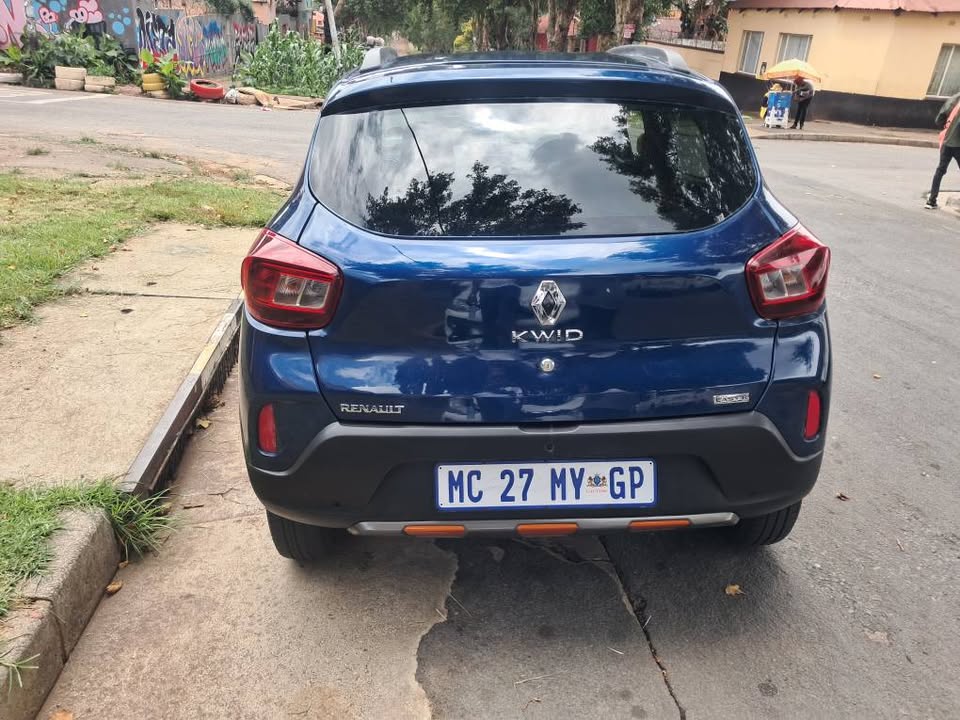 Renault Kwid 1.0 Easy R Automatic 2023 for sale