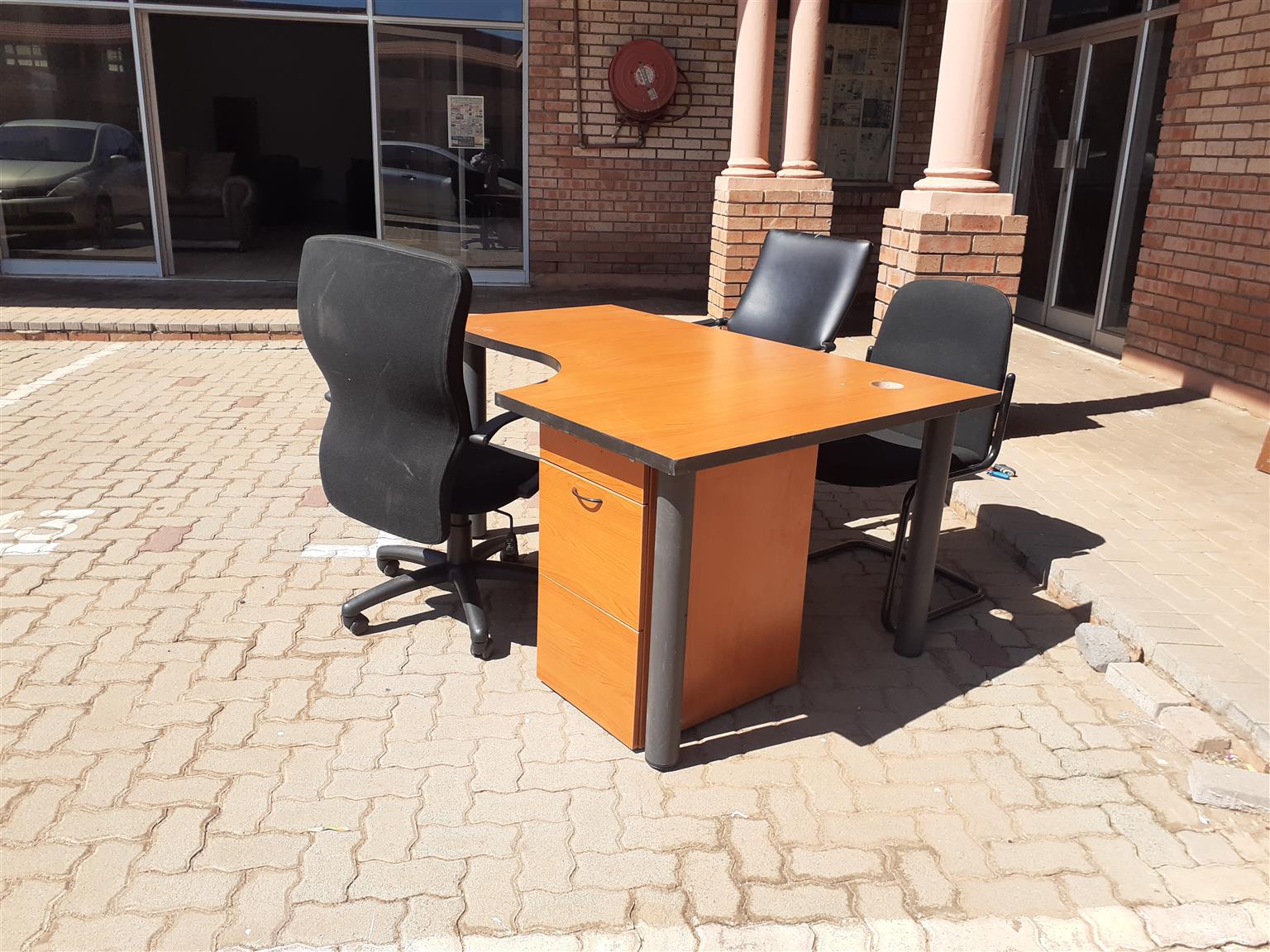 second hand office table and chairs