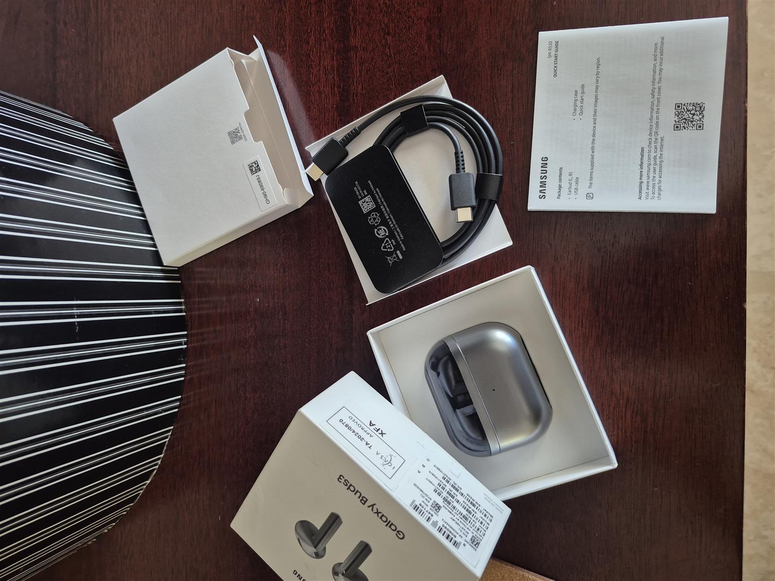 New 2025 Samsung Buds3 Earphones For Sale