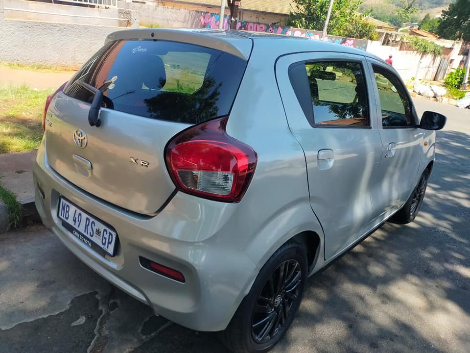 Toyota VITZ 1.0 Silver 2023 for sale