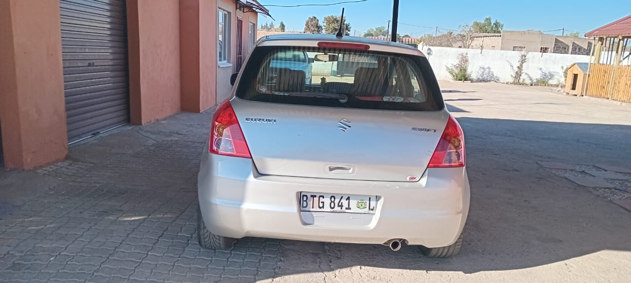 2013 Suzuki Swift