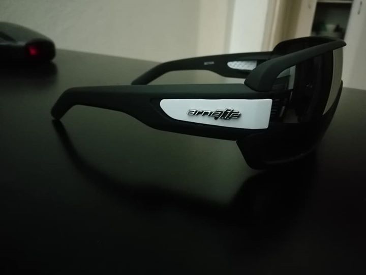 Arnettes sunglasses