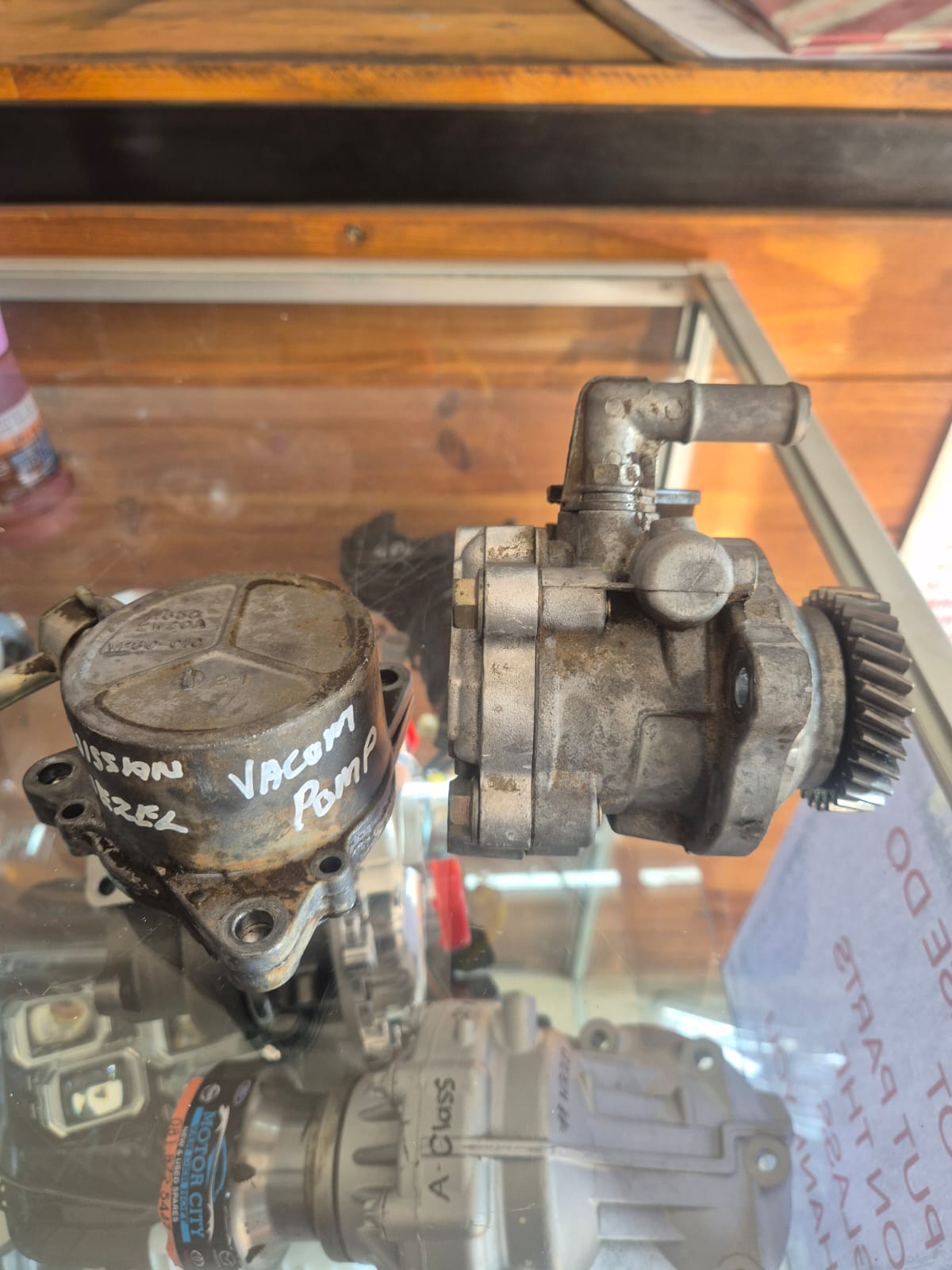 NISSAN 3L VACUUM & AIRCON PUMP DIESEL - Private Seller