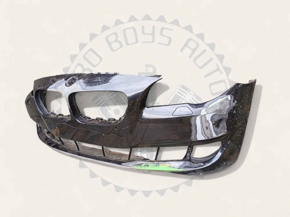 BMW F10 5 SERIES FRONT BUMPER AVAILABLE FOR SALE - Private Seller BMW F10 5 SERIES FRONT BUMPER AVAILABLE FOR SALE - Private Seller