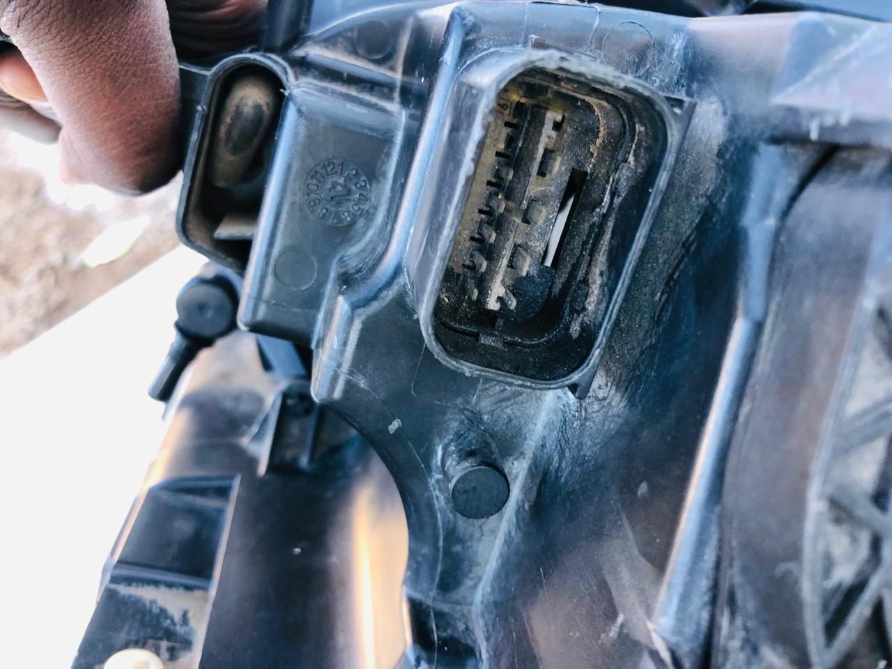 Mini Cooper Countryman Paceman R60 R61 right side bi-xenon headlight - Private Seller