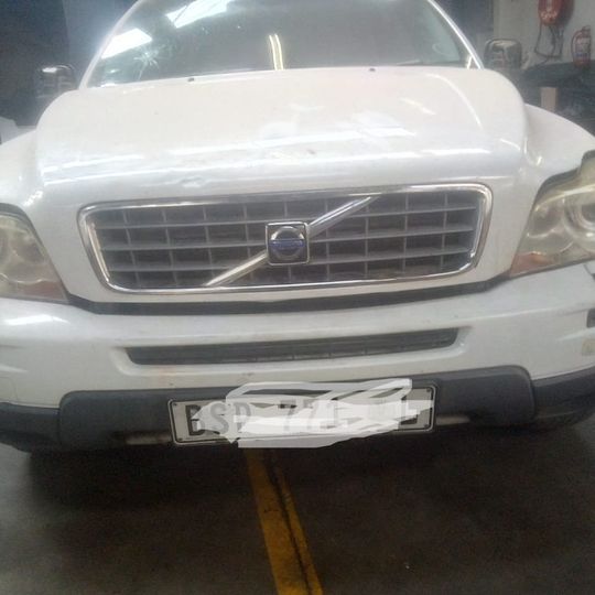 VOLVO XC90 2010 D3 STRIPPING FOR SPARES (DELIVERY COUNTRY WIDE) - Private Seller VOLVO XC90 2010 D3 STRIPPING FOR SPARES (DELIVERY COUNTRY WIDE) - Private Seller