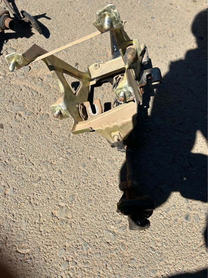 Opel Astra F Hatchback Steering Column Now Available Call or WhatsApp - Private Seller