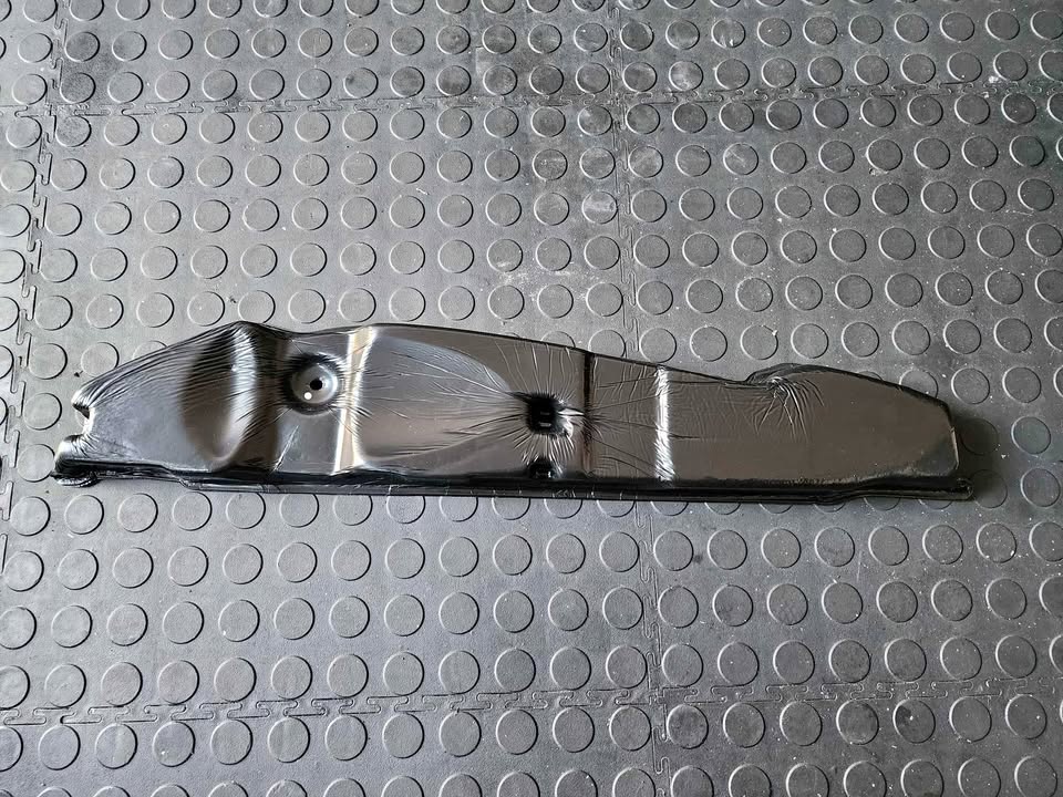 FORD MUSTANG FRONT FENDER INSULATOR - OEM LEFT SIDE - Private Seller FORD MUSTANG FRONT FENDER INSULATOR - OEM LEFT SIDE - Private Seller