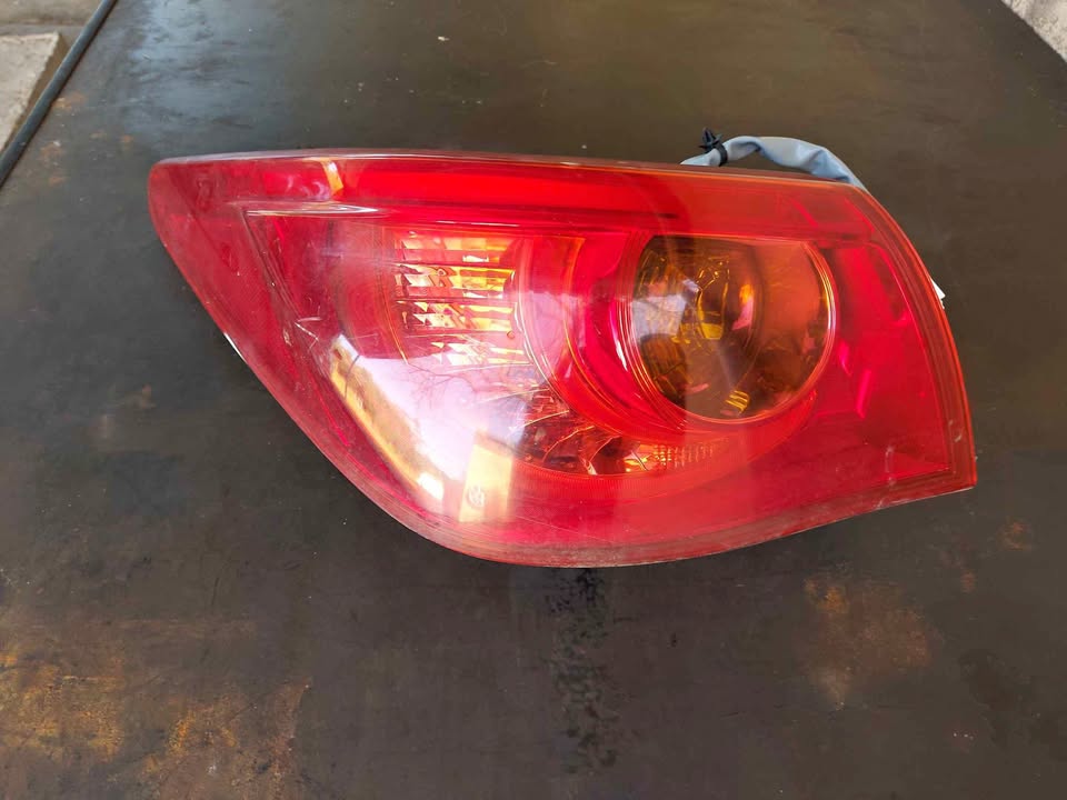 Used Infiniti Q50 Passenger side Tail Light - Private Seller Used Infiniti Q50 Passenger side Tail Light - Private Seller
