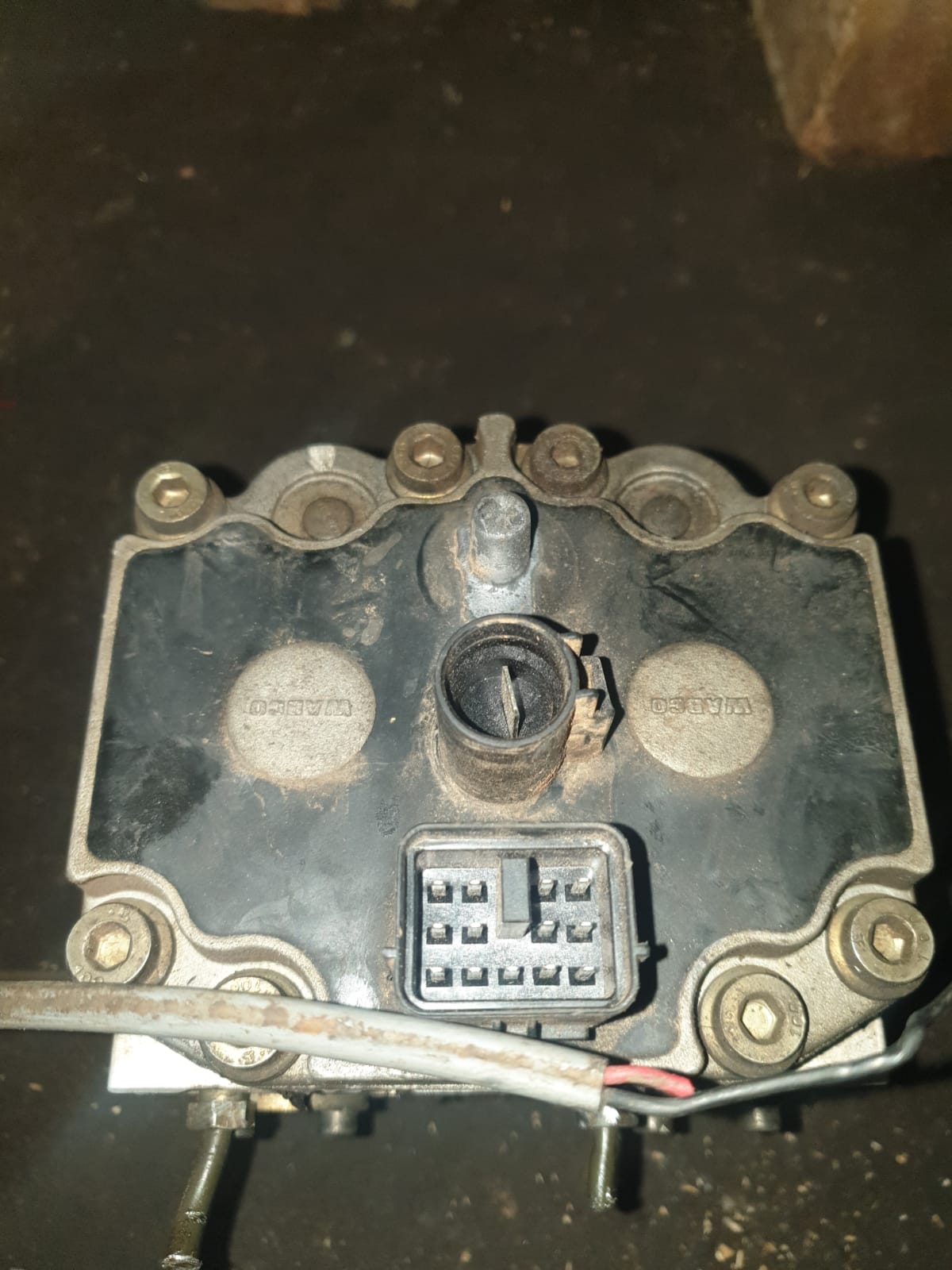 2004 Discovery 2 Used Original ABS Pump For Sale