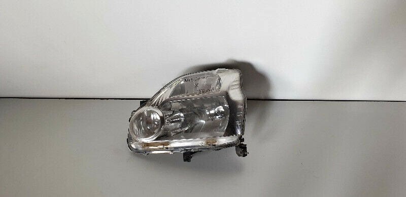 Nissan X-Trail Left Side Headlight 2009-2011 - Private Seller Nissan X-Trail Left Side Headlight 2009-2011 - Private Seller
