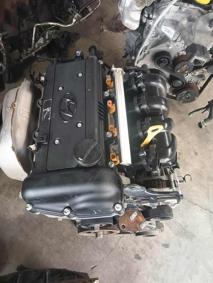 HYUNDAI KIA 1.6 ENGINE FOR SALE CALL: or WHATSAPP: - Private Seller