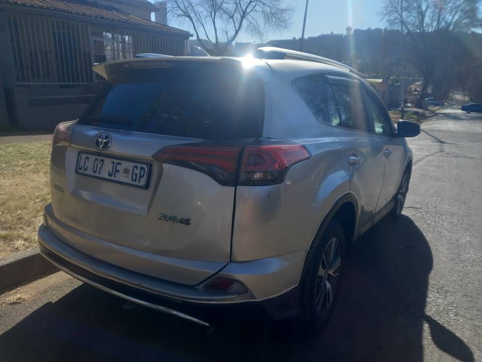2016 Toyota Rav4 1.6 Petrol, Manual, Silver