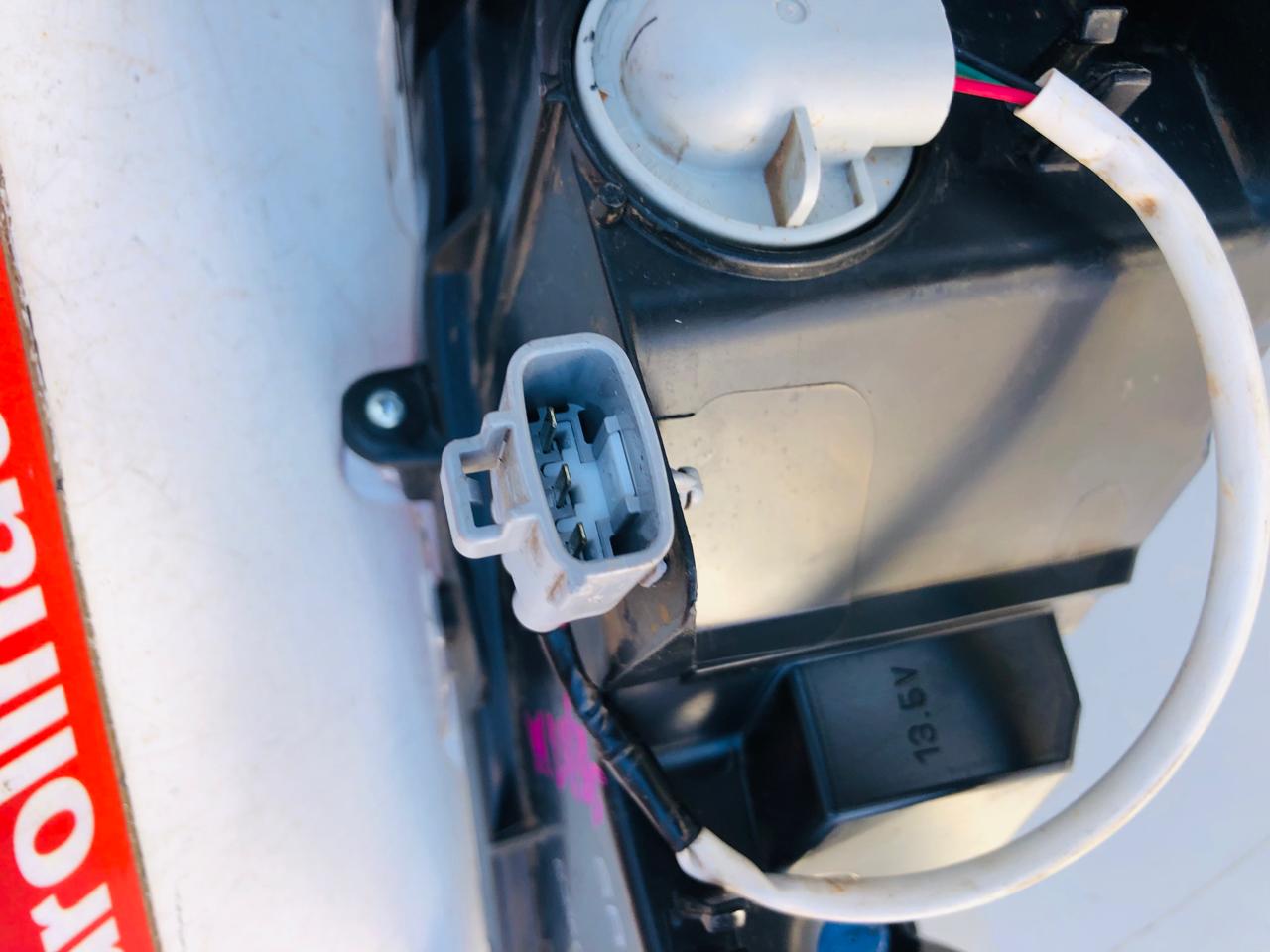 Toyota Fortuner Gt Legend right side LED indicator (2020) - Private Seller