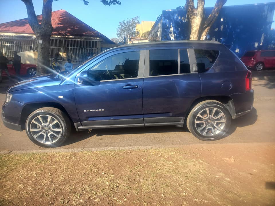 2014 JEEP COMPASS LIMITED 2.0 PETROL, MANUAL, NAVY BLUE COLOR