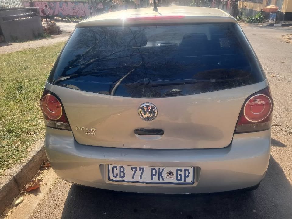 VW polo Vivo 1.4 hatchback 2012
