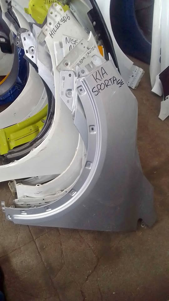 KIA SPORTAGE FENDER - Private Seller KIA SPORTAGE FENDER - Private Seller