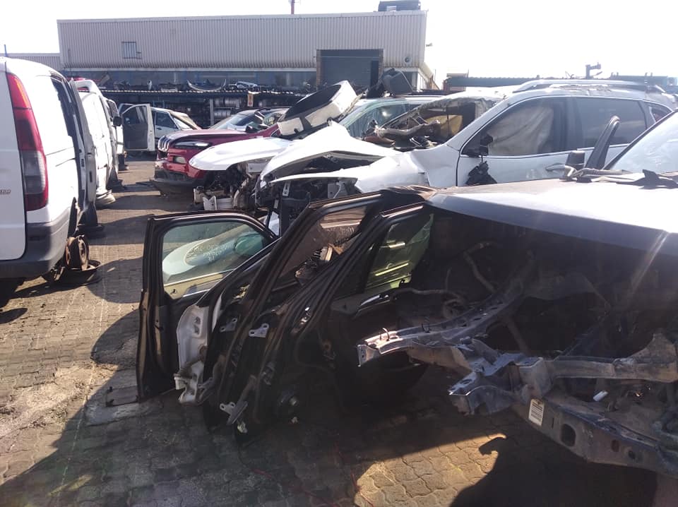 Vw Touareg/tiguan stripping spares - Private Seller Vw Touareg/tiguan stripping spares - Private Seller
