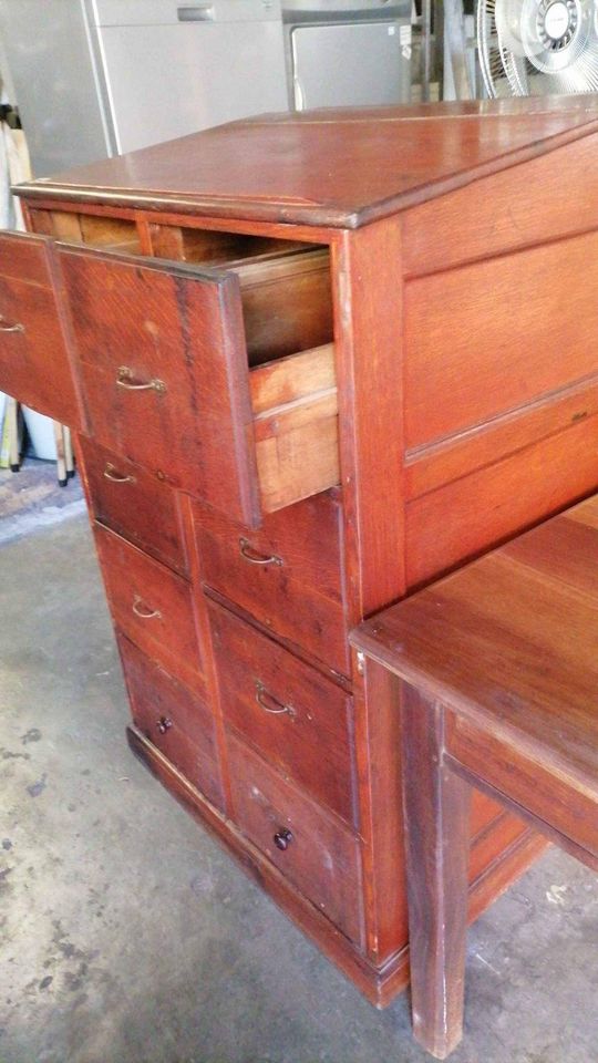Vintage cupboard with 8 drawers (1330 x 850 x 700)