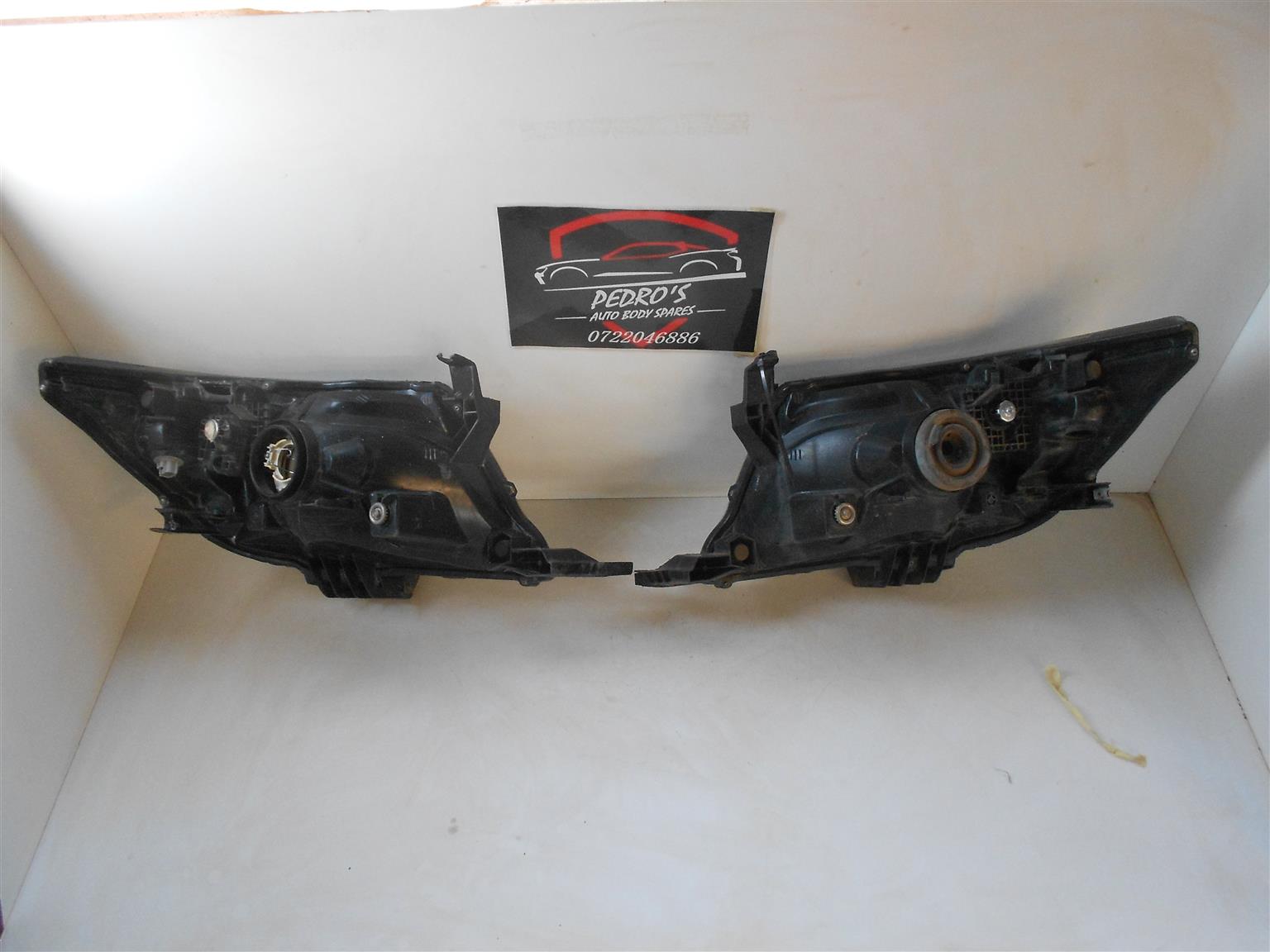 Toyota Hilux Facelift 2012-2016 Headlights