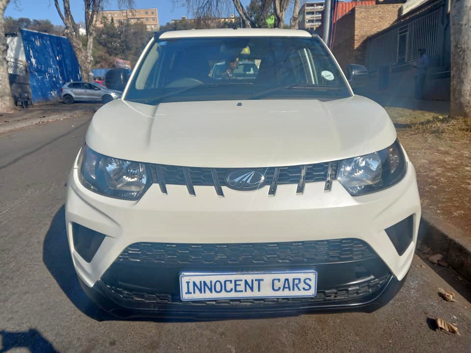 2019 MAHINDRA KUV 1.2 ENGINE PETROL, MANUAL, MILEAGE 67000KMS, WHITE COLOR