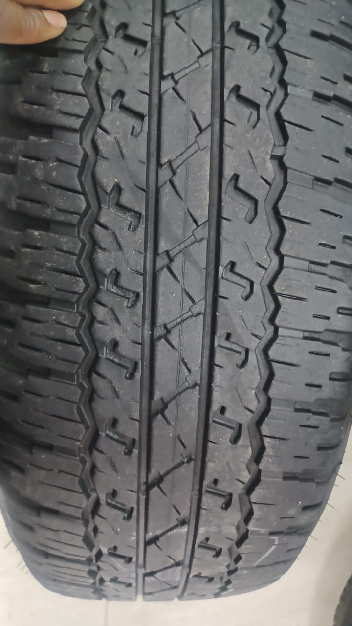 17inch Toyota Hilux/Fortuner OEM mags with used 265/65/17 Bridgestone Dueller A/ - Private Seller 17inch Toyota Hilux/Fortuner OEM mags with used 265/65/17 Bridgestone Dueller A/ - Private Seller