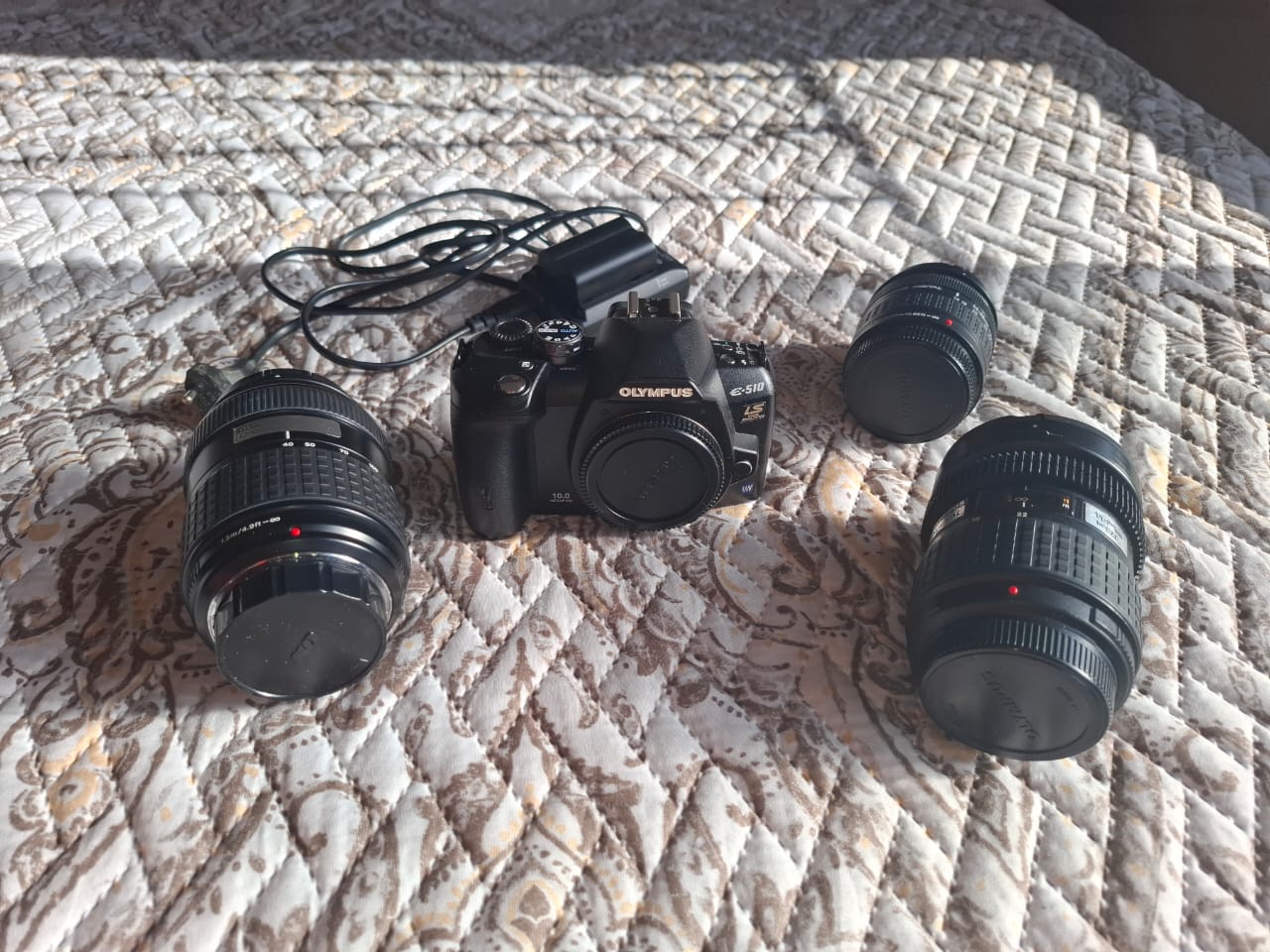 Olympus Evolt E510 10MP DSLR Camera with CCD