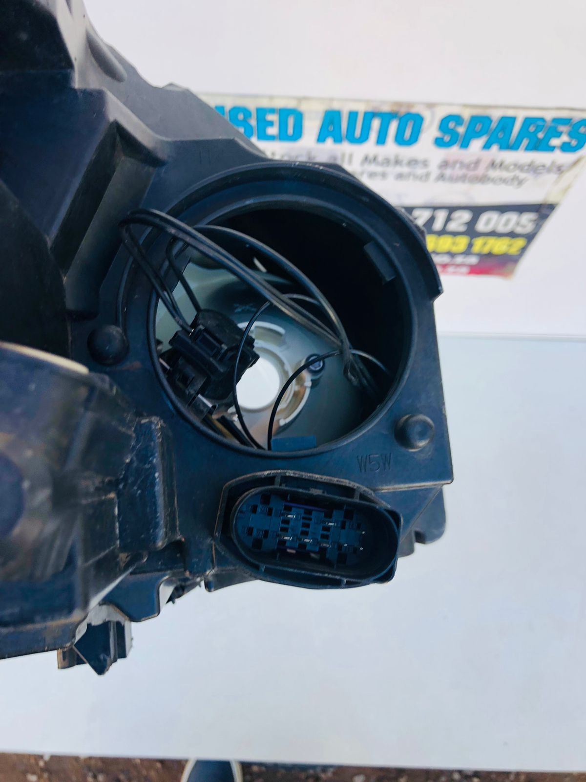 Mercedes Benz W246 B-class left side headlight - Private Seller Mercedes Benz W246 B-class left side headlight - Private Seller