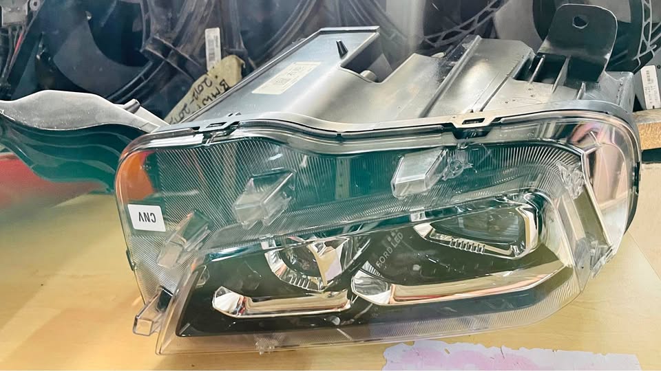 Ford Territory LED headlight - Private Seller Ford Territory LED headlight - Private Seller