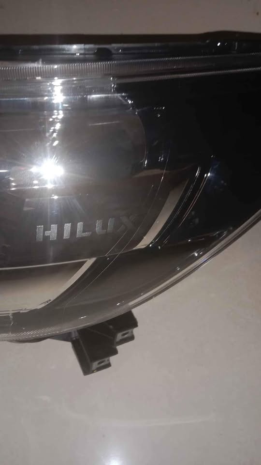 Brand new Original Headlight for Toyota Hilux Gd - Private Seller