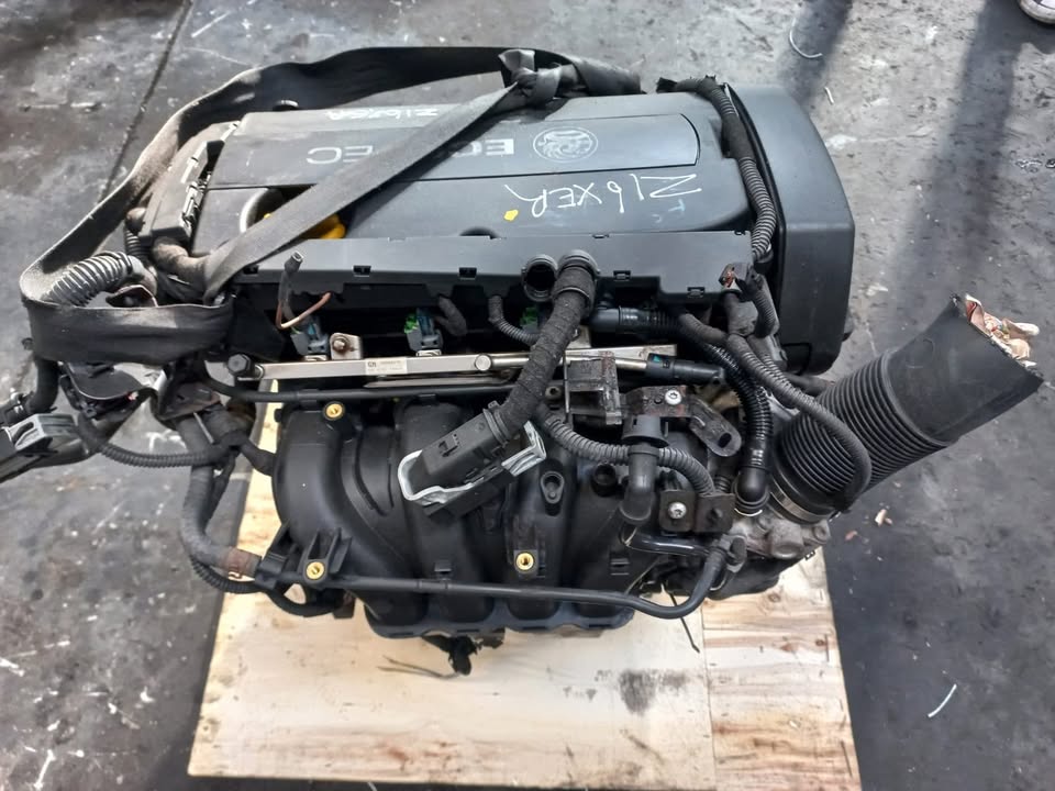 Opel Zafira 1.6 4 CYL 16v ECOTEC Petrol Engine (Z16XER) - Private Seller Opel Zafira 1.6 4 CYL 16v ECOTEC Petrol Engine (Z16XER) - Private Seller