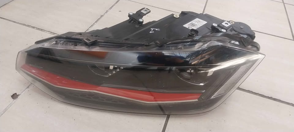 VW POLO 8 GTI LEFT HAND SIDE HEADLIGHT AVAILABLE