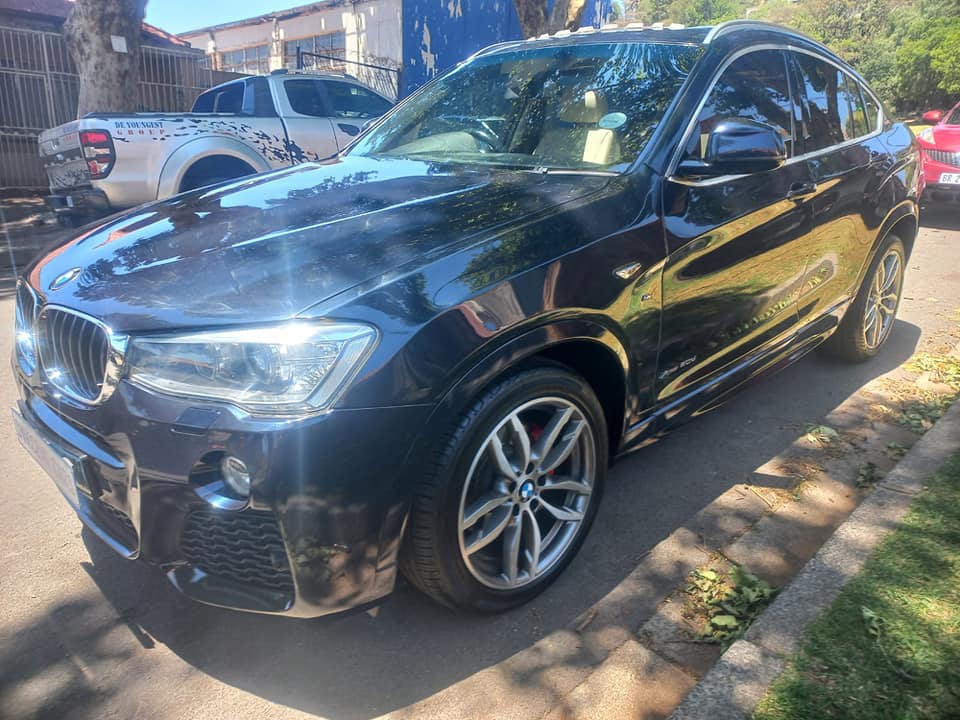 2017 BMW X4 MSPORT XDRIVE 20d DIESEL, AUTOMATIC, BLACK COLOR SUNROOF, LS