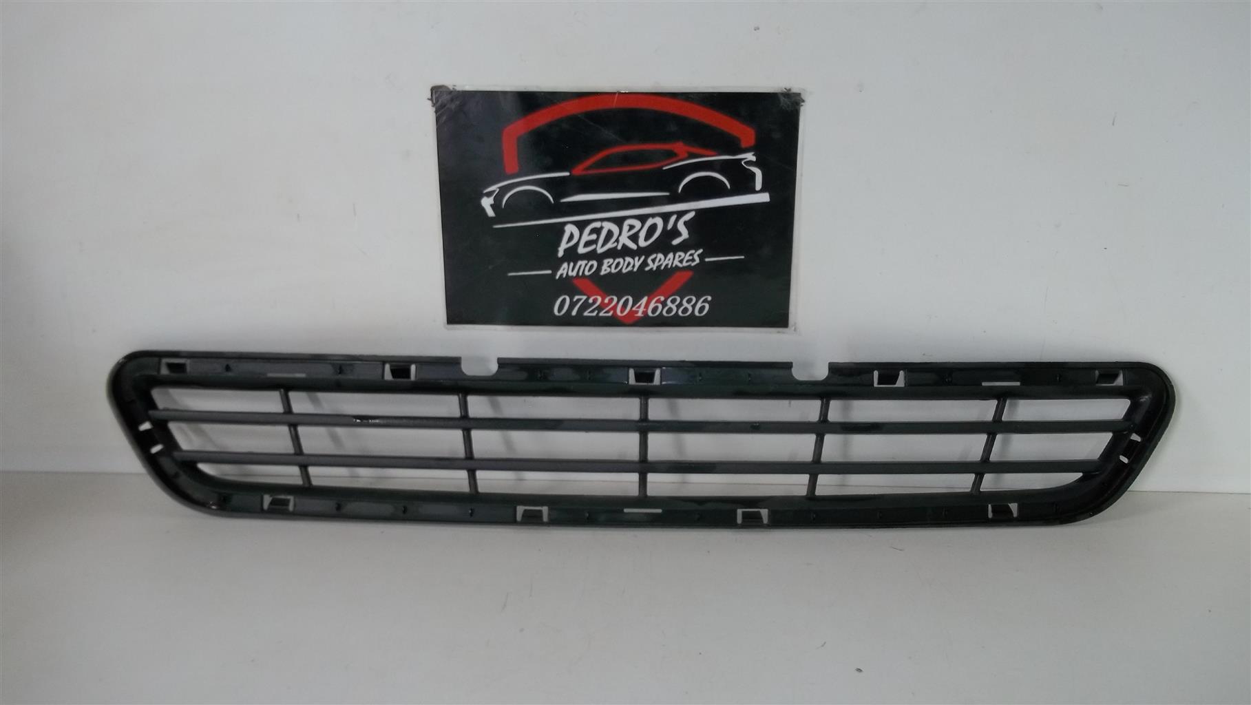 Ford Figo Mk2 grille - Private Seller Ford Figo Mk2 grille - Private Seller
