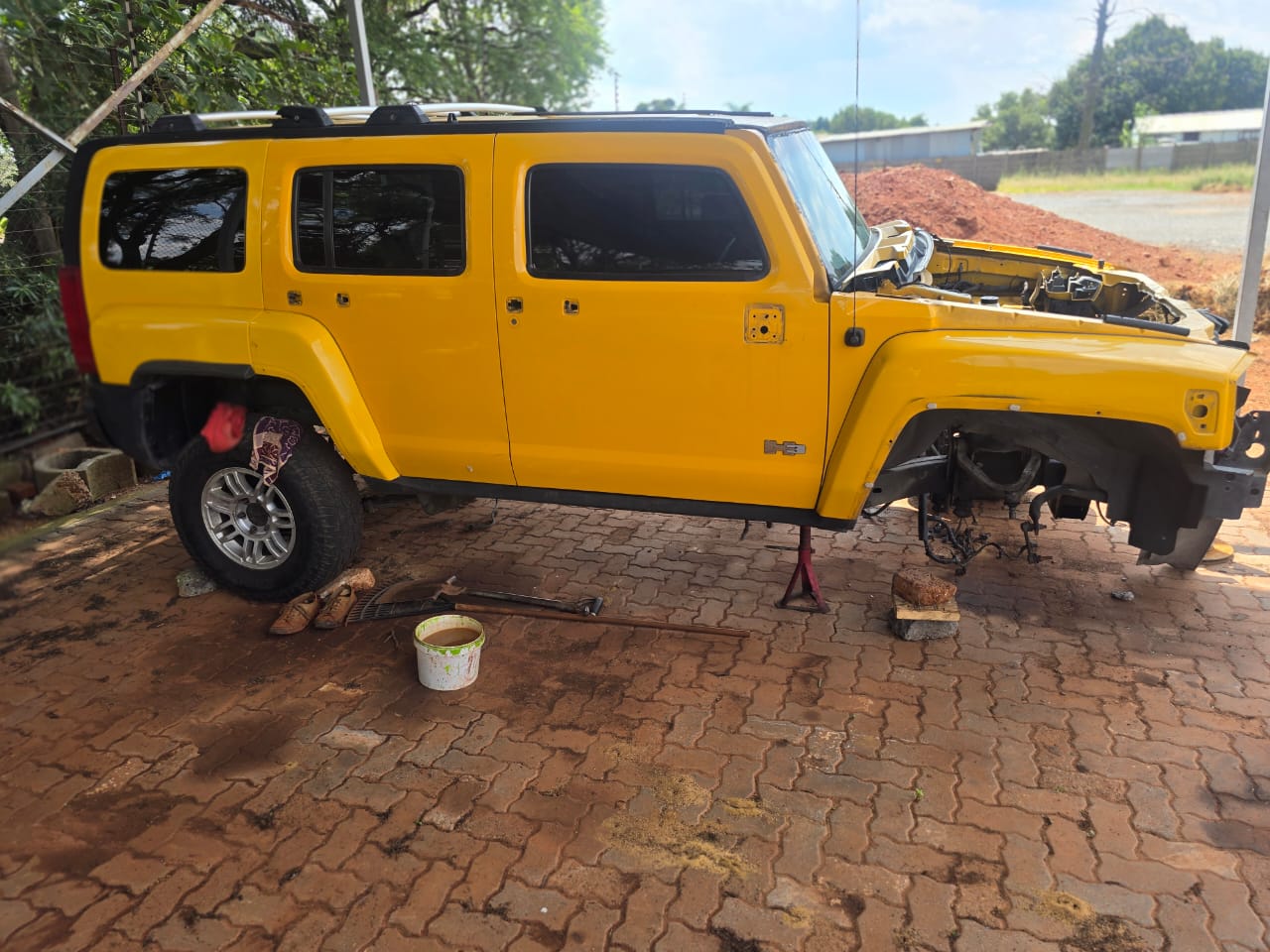 Various Hummer parts for sale