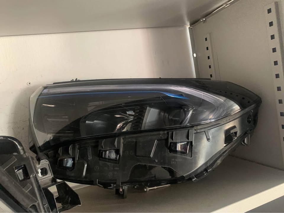 All Mercedes Benz body and engine parts from 2012 upto date