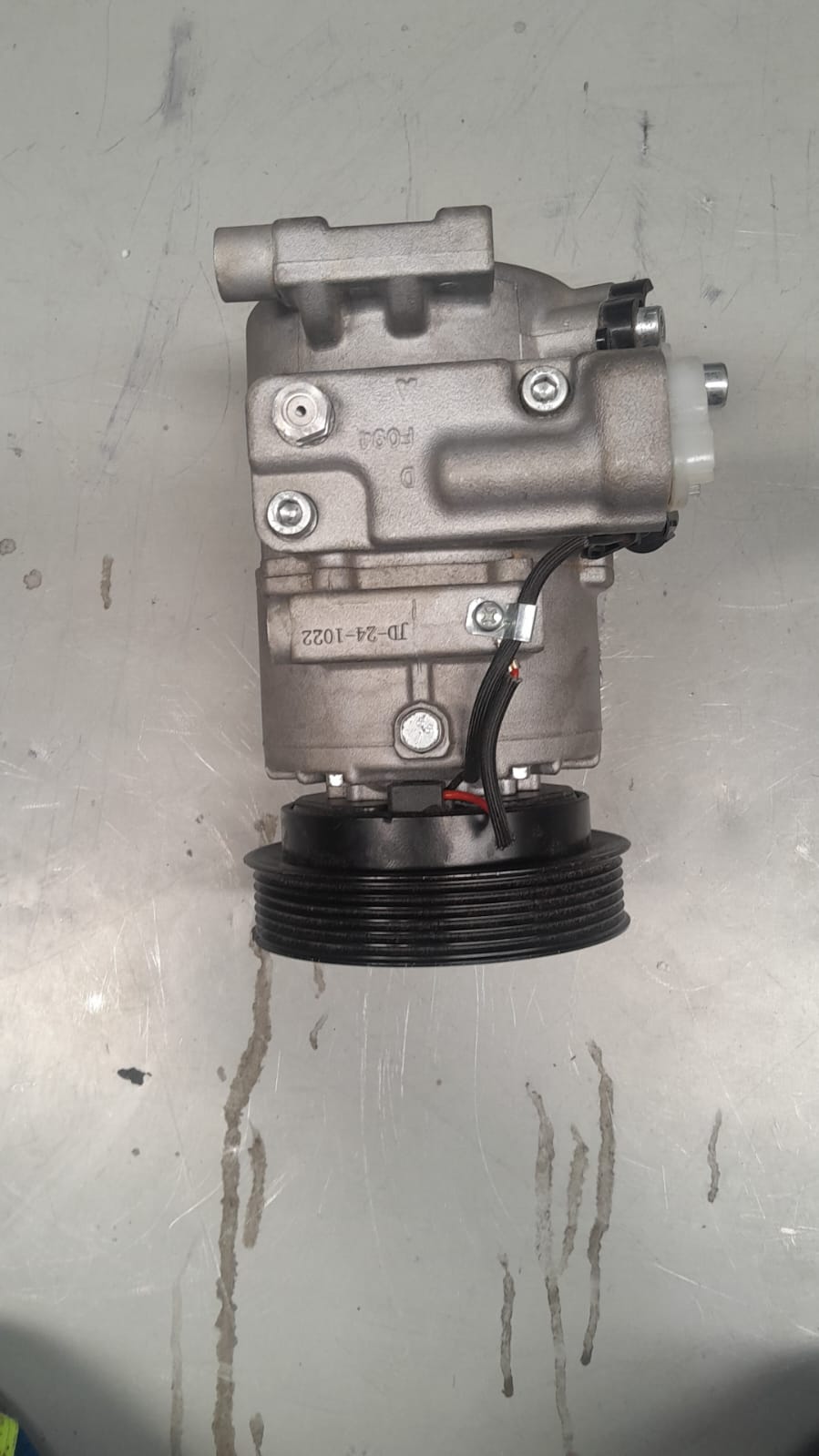 KIA/HYANDAI AIRCON PUMP G4LA FOR SALE - Private Seller KIA/HYANDAI AIRCON PUMP G4LA FOR SALE - Private Seller