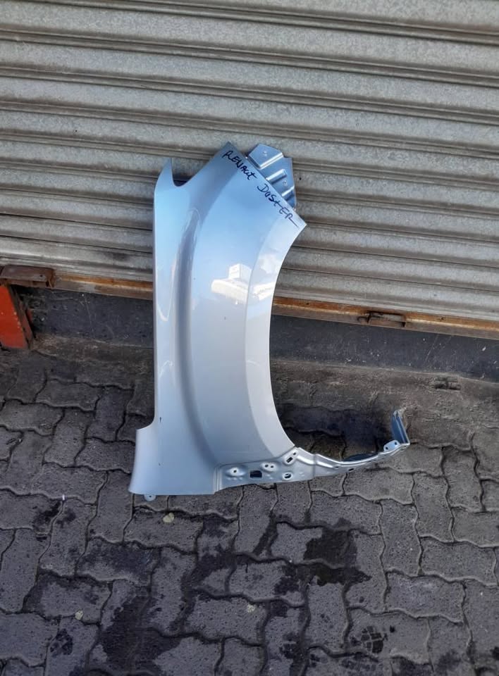 Renault Duster right fender - Private Seller