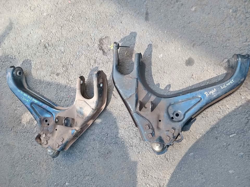 2004 up ford ranger Wl 2.5 lower control arms for sale @ circle 7 used parts - Private Seller