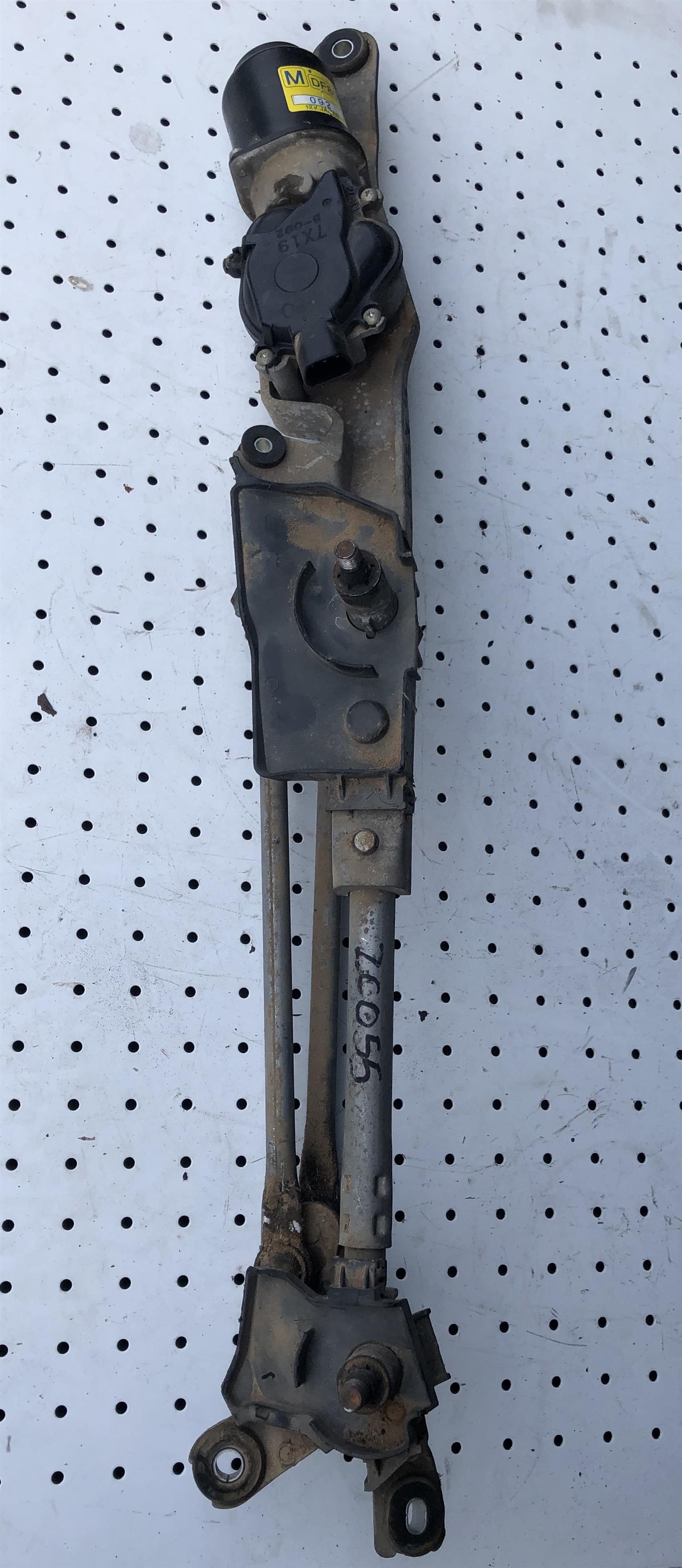 MAZDA 2 WIPER MECHANISM (ZC055) - Private Seller MAZDA 2 WIPER MECHANISM (ZC055) - Private Seller
