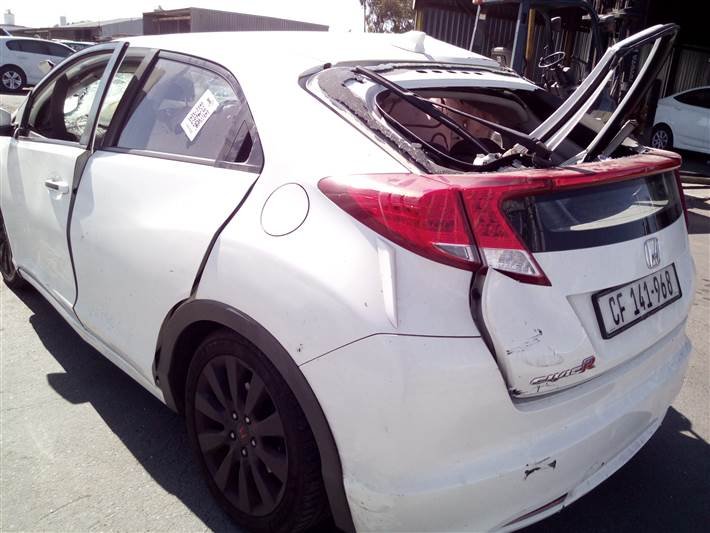 HONDA CIVIX STRIPPING FOR SPARES