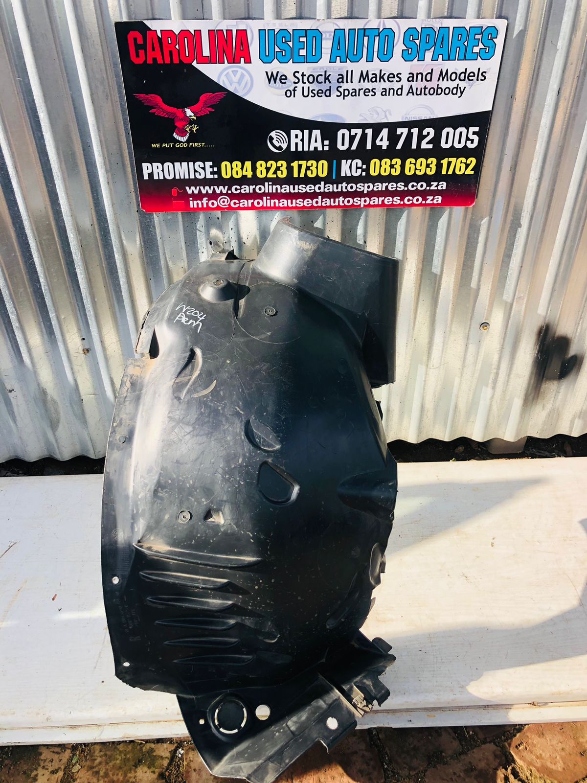 Mercedes Benz W204 right front half fender liner - Private Seller Mercedes Benz W204 right front half fender liner - Private Seller