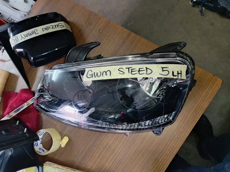 Gwm Steed 5 Left Headlight - Private Seller
